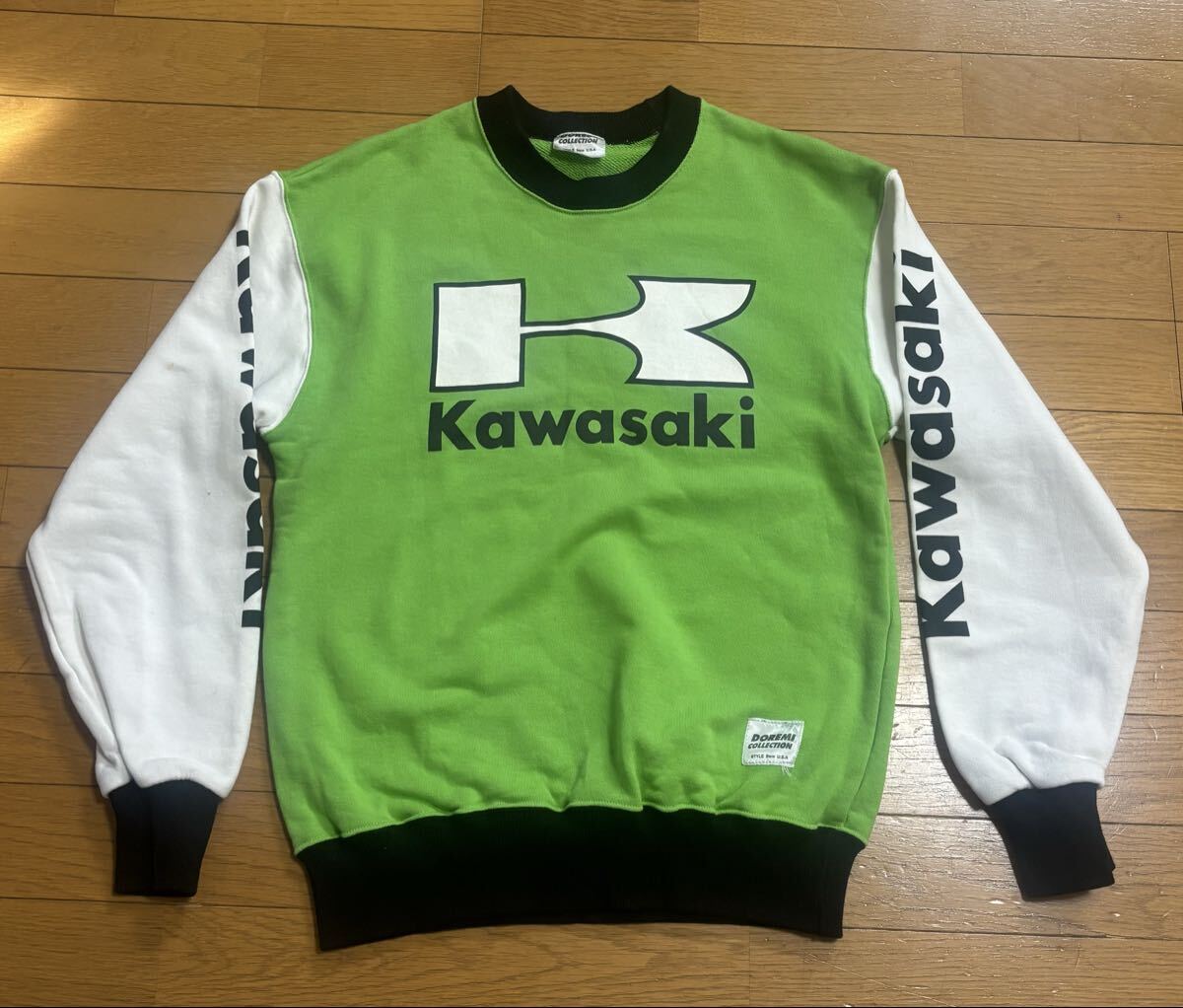 AMAスーパーバイク カワサキレーシングカラートレーナー ローソン レイニー KAWSAKI ドレミコレクション　Z1000R Z1/Z2 ローソンレプリカ_画像1