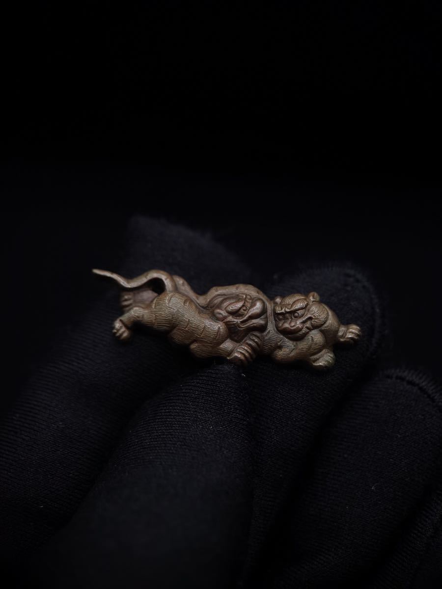 s-109.. map глаз . форма гравюра японский меч доспехи меч принадлежности медный реквизит гарда меча глаз .. голова . длина 3.5CM