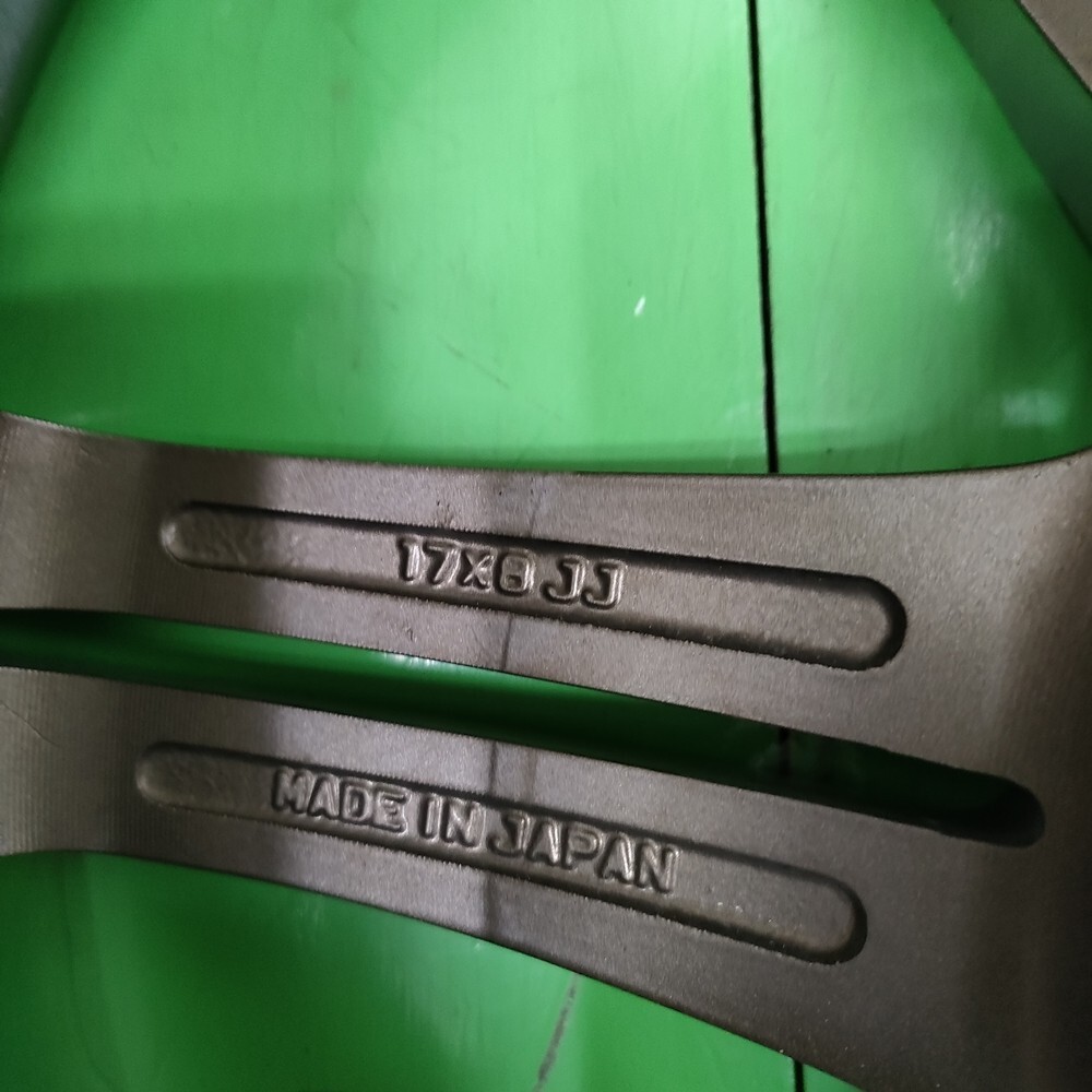 【送料無料】 即決 BEO 17×8.0J+30 PCD 5H×114.3 アルミホイール アルミ 社外 ホイール 5穴 ４本セット YH455_画像4