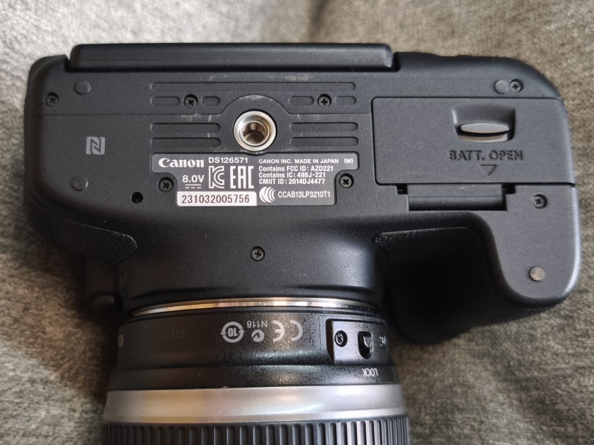 美品 動作品 デジタル 一眼レフ カメラ ボディ 本体 CANON EOS Kiss X8i バッテリー 充電器 付属_画像6