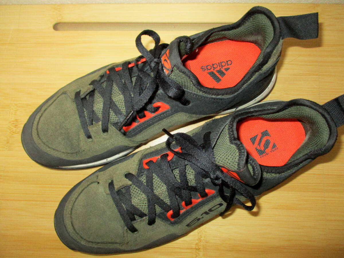 adidas FIVETEN Adidas пять тонн спортивные туфли BC0876 размер 25,5cm (3Eta