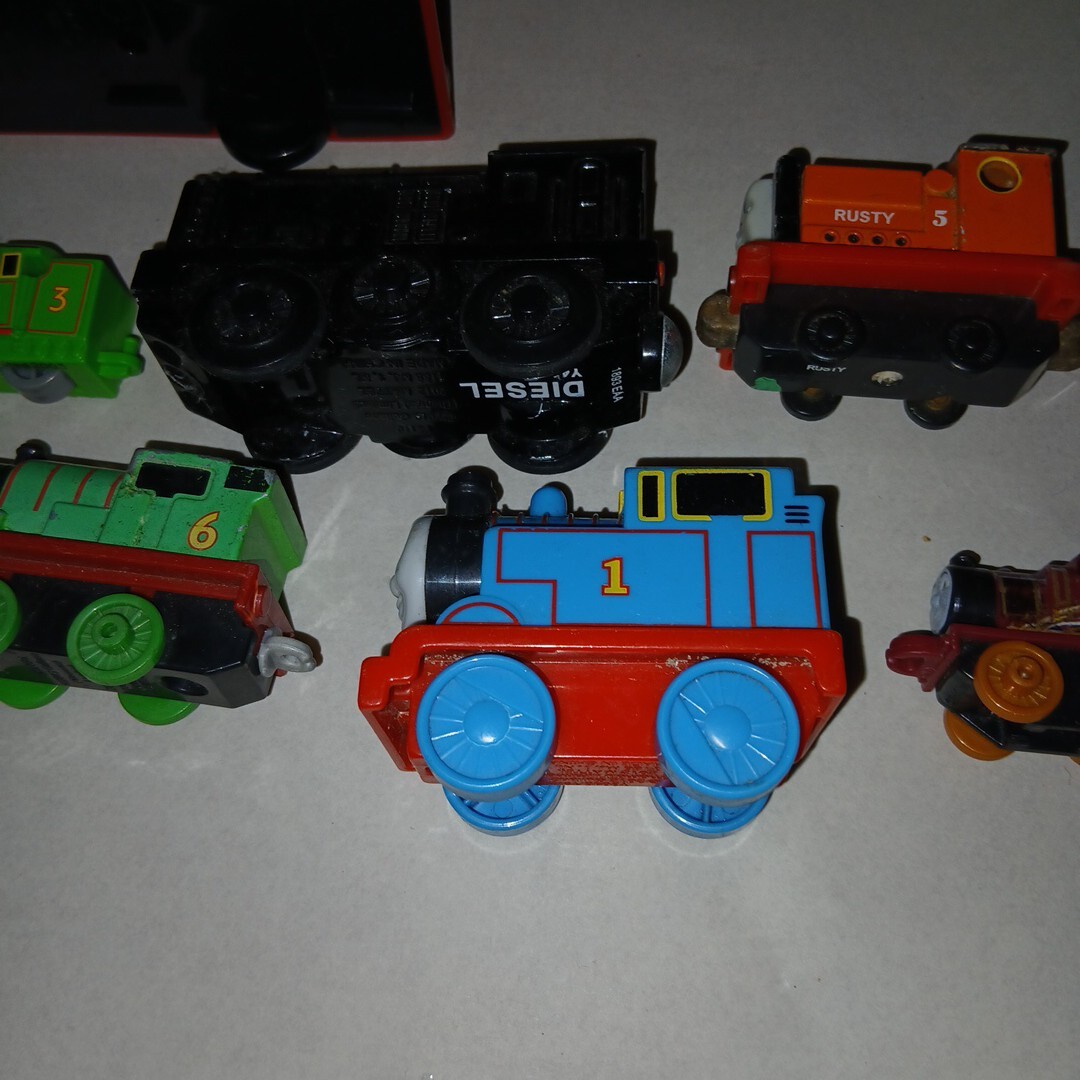 きかんしゃトーマス トーマスシリーズ プラレール トーマス 車両コラボDIESEL_画像3