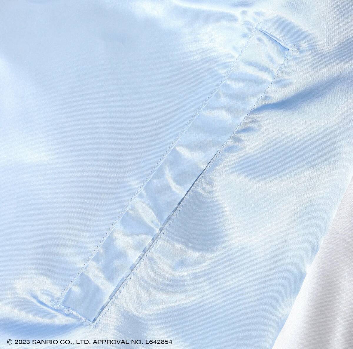 シナモロール リバーシブルスカジャン　LLサイズ　サックスブルー　水色　総刺繍　Cinnamoroll　シナモン　サンリオ　sanrio　新品_画像8