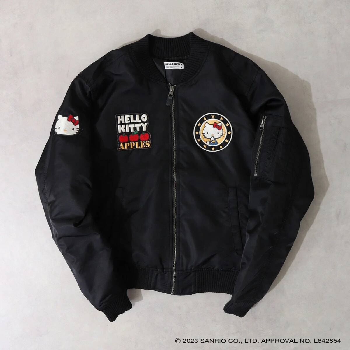 ハローキティ MA-1 LLサイズ ブラック 刺繍ワッペン HELLO KITTY サンリオ sanrio 新品_画像2