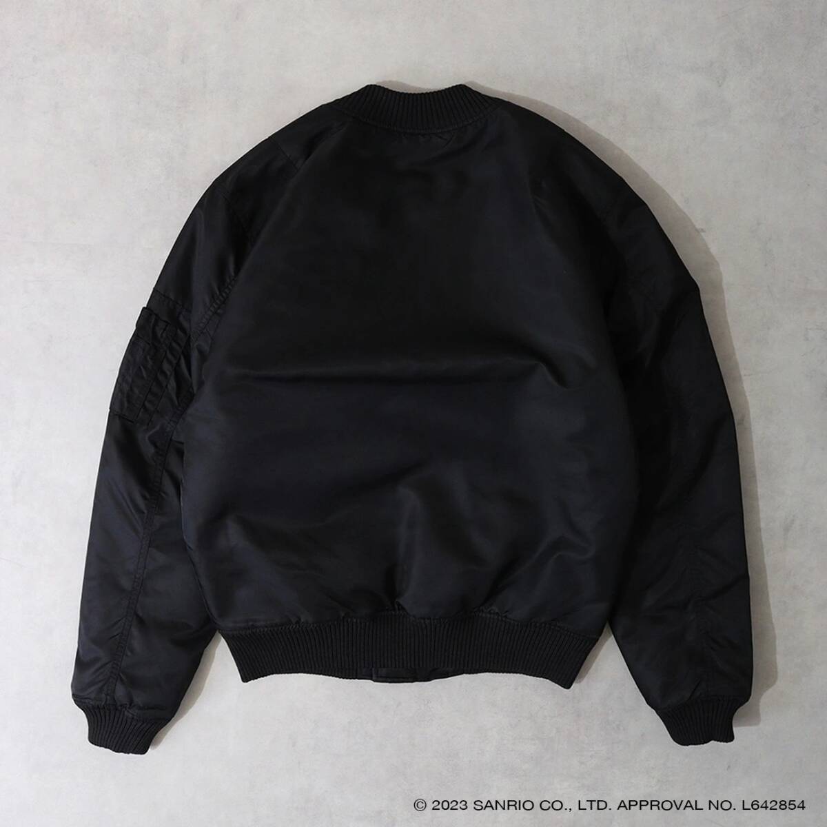 ハローキティ MA-1 LLサイズ ブラック 刺繍ワッペン HELLO KITTY サンリオ sanrio 新品_画像3