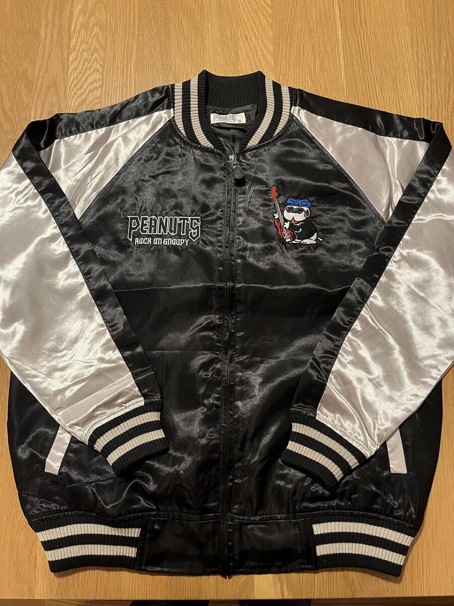 スヌーピー刺繍スカジャン　Mサイズ　ブラック　SNOOPY PEANUTS ロック柄　新品_画像3