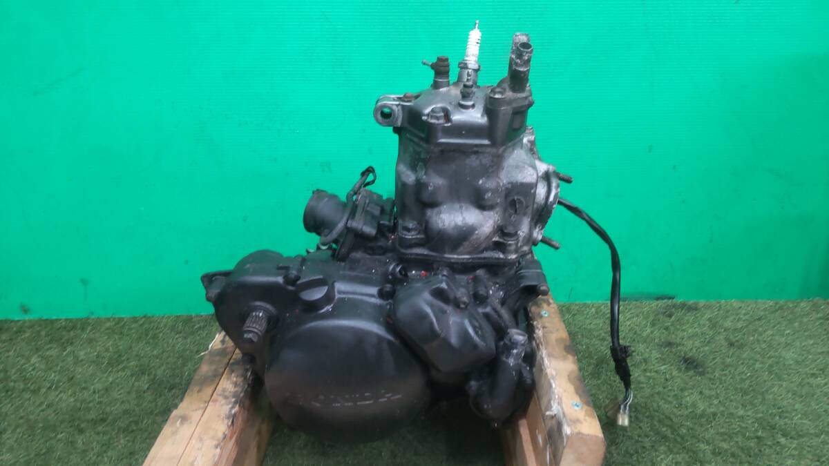  Honda CRM250R MD24 двигатель 