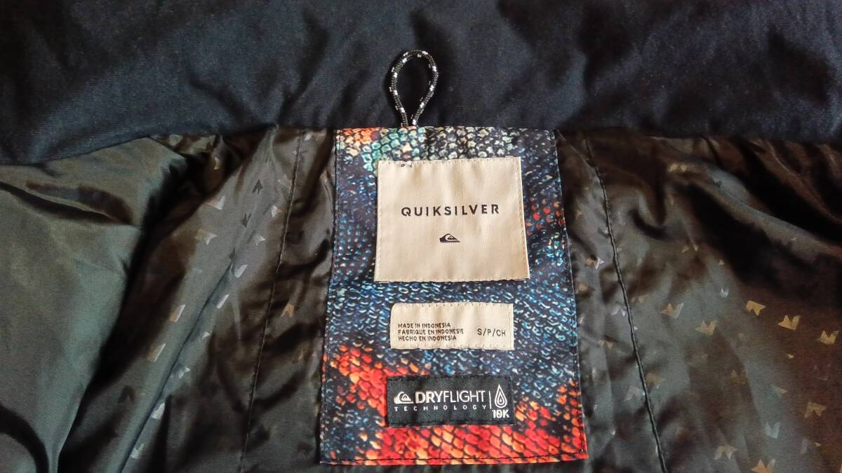 QUIKSILVER クイックシルバー　スノーボード　ジャケット　S　_画像6
