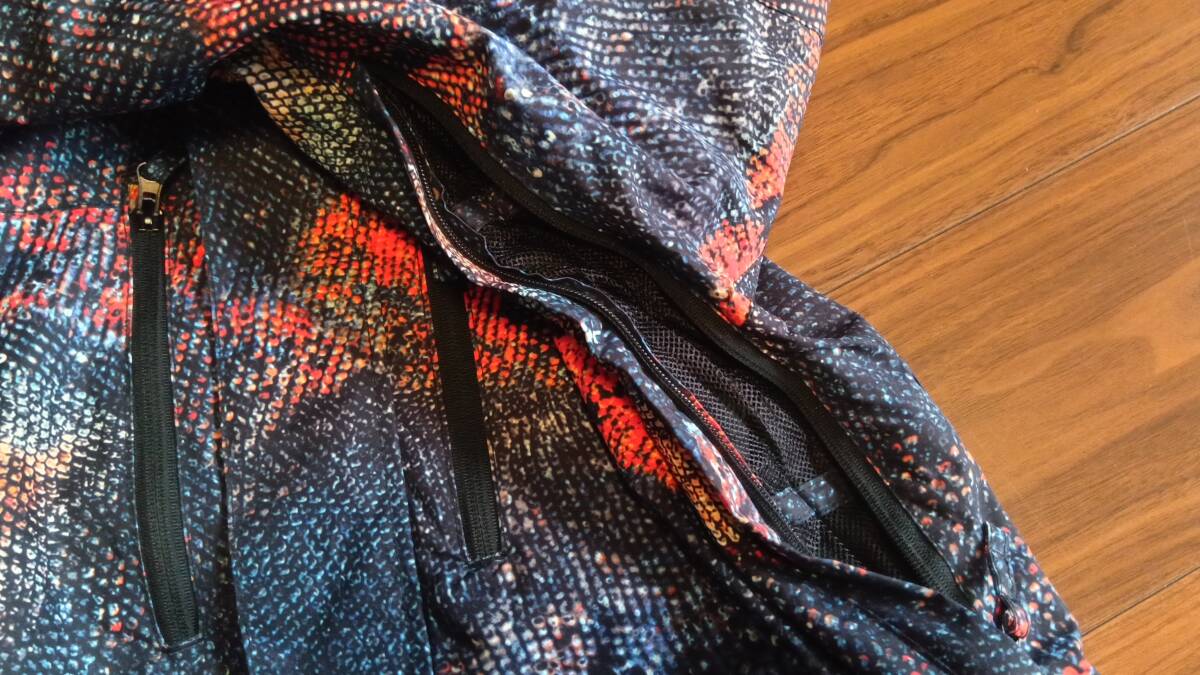 QUIKSILVER クイックシルバー　スノーボード　ジャケット　S　_画像10