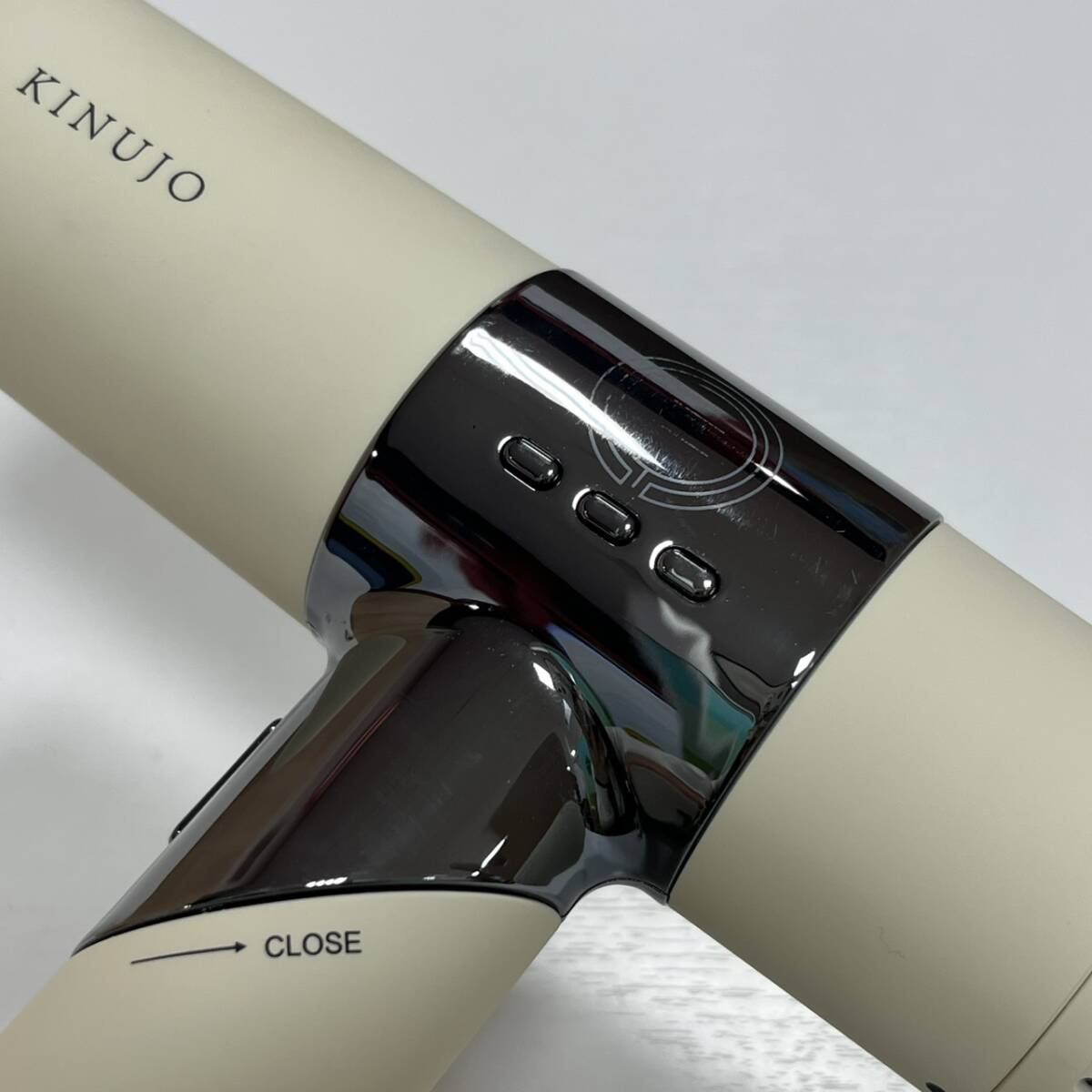 【10231①】KINUJO 絹女 KH001 ドライヤー ホワイト_画像2