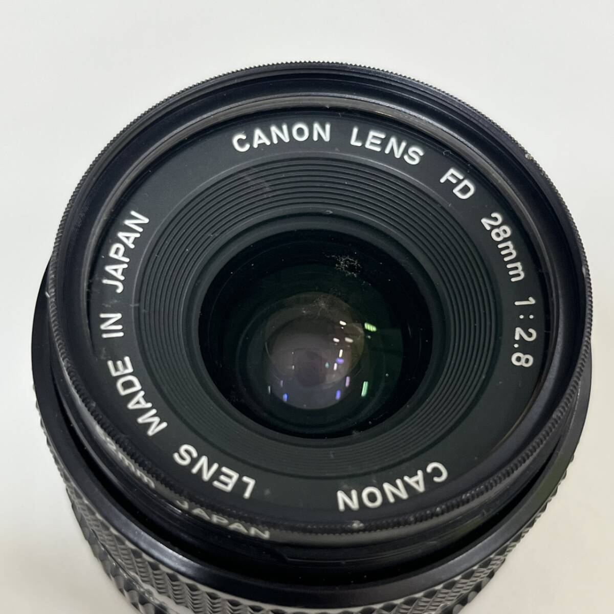 【10354】canon キャノン LENS FD 28mm 1:2.8 カメラレンズ ジャンク_画像3