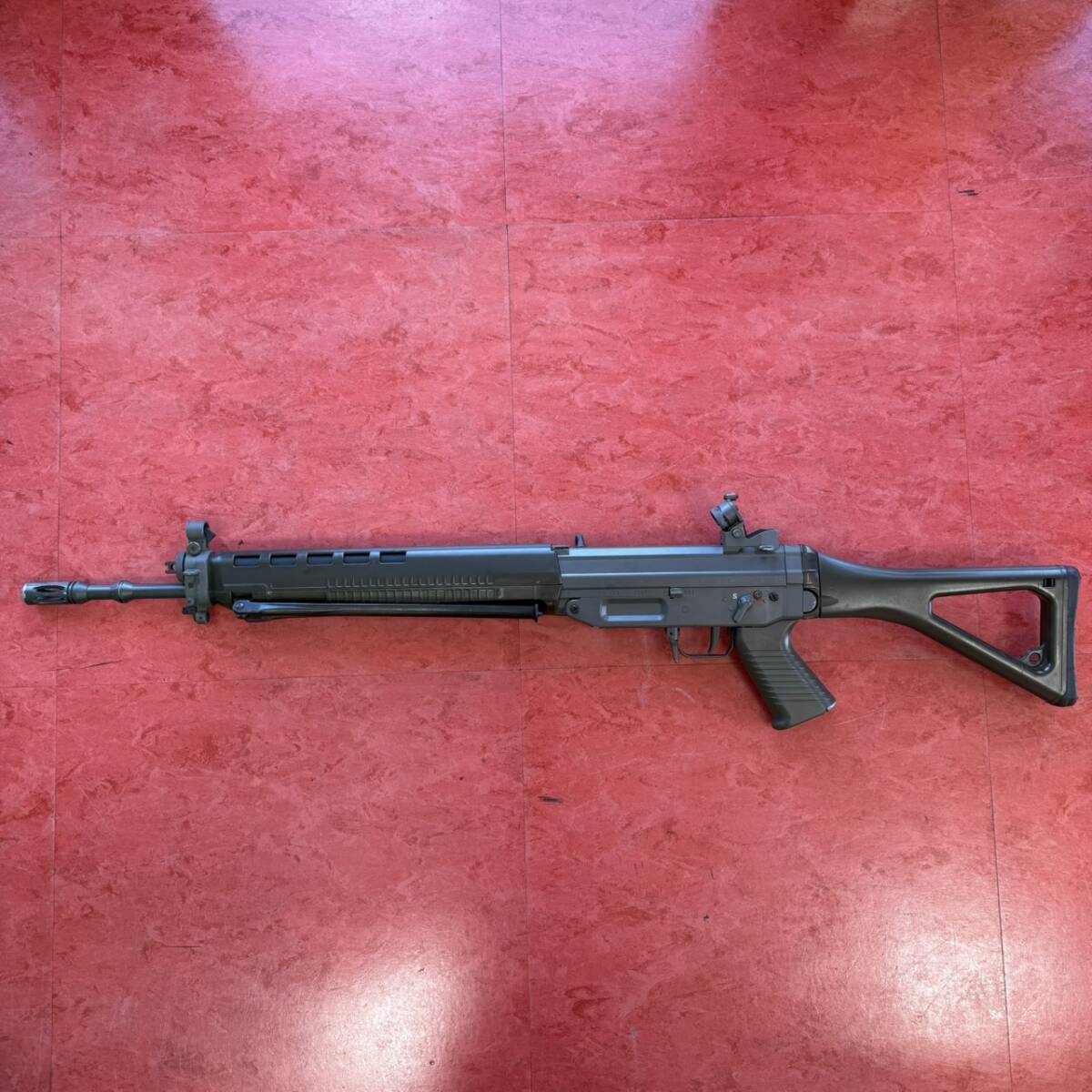 【10223-5】 東京マルイ SIG SG 550-1 動作未確認 ジャンク 当時物_画像1