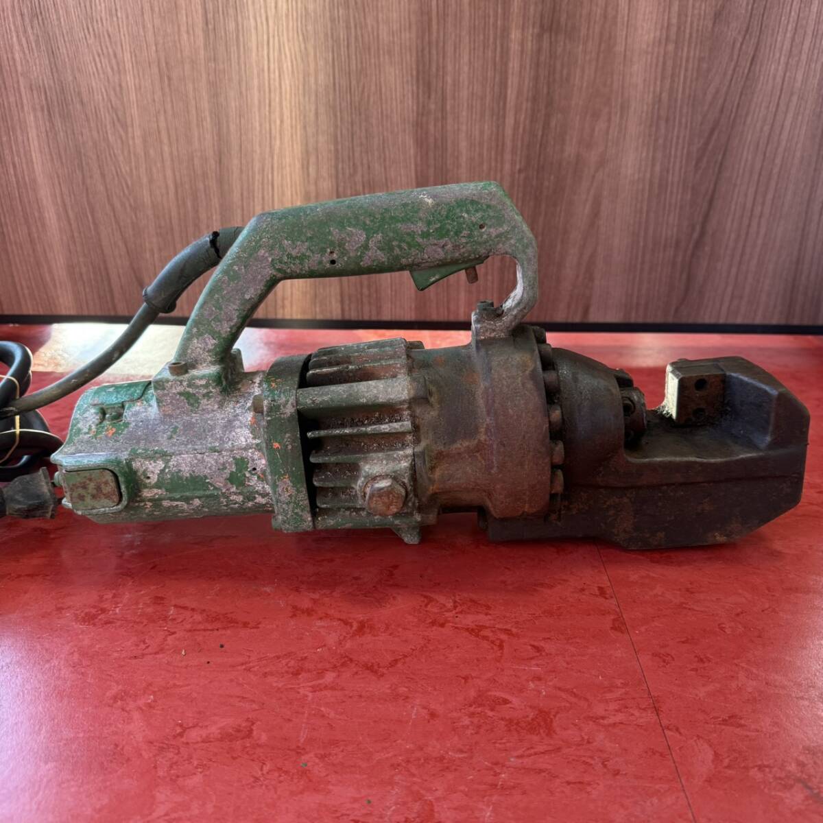 【10482-2】メーカ不明 鉄筋カッター 通電 動作 確認済み_画像4