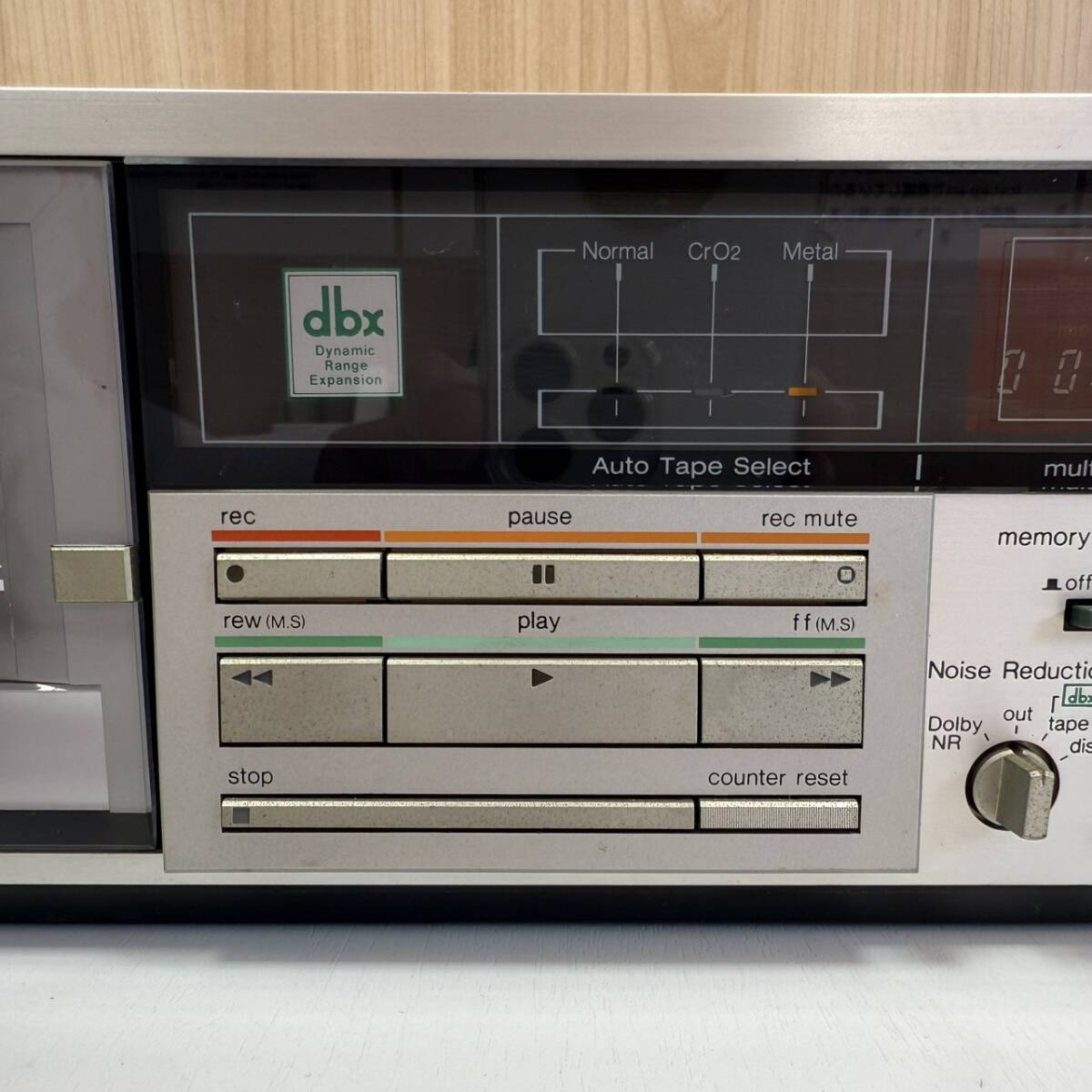 【10207-2】Technics テクニクス RS-M255X カセットデッキ dbx搭載 松下電器 通電確認済_画像4