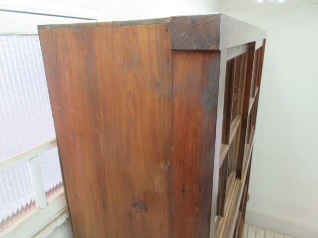 特大!古い木味モールガラスの4杯引出重ね収納棚高さ210㎝G133 アンティーク家具重ねガラス戸棚陳列棚食器棚店舗什器カフェ什器無垢材古家具_画像4