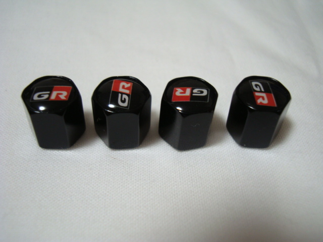 GRロゴ入りエアバルブキャップ４個セット_画像1