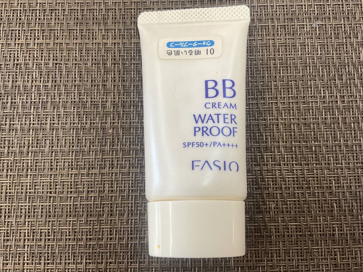  Fasio BB крем вода устойчивый 01 основа под макияж основа снят с производства товар почти не использовался товар ограничен бесплатная доставка 