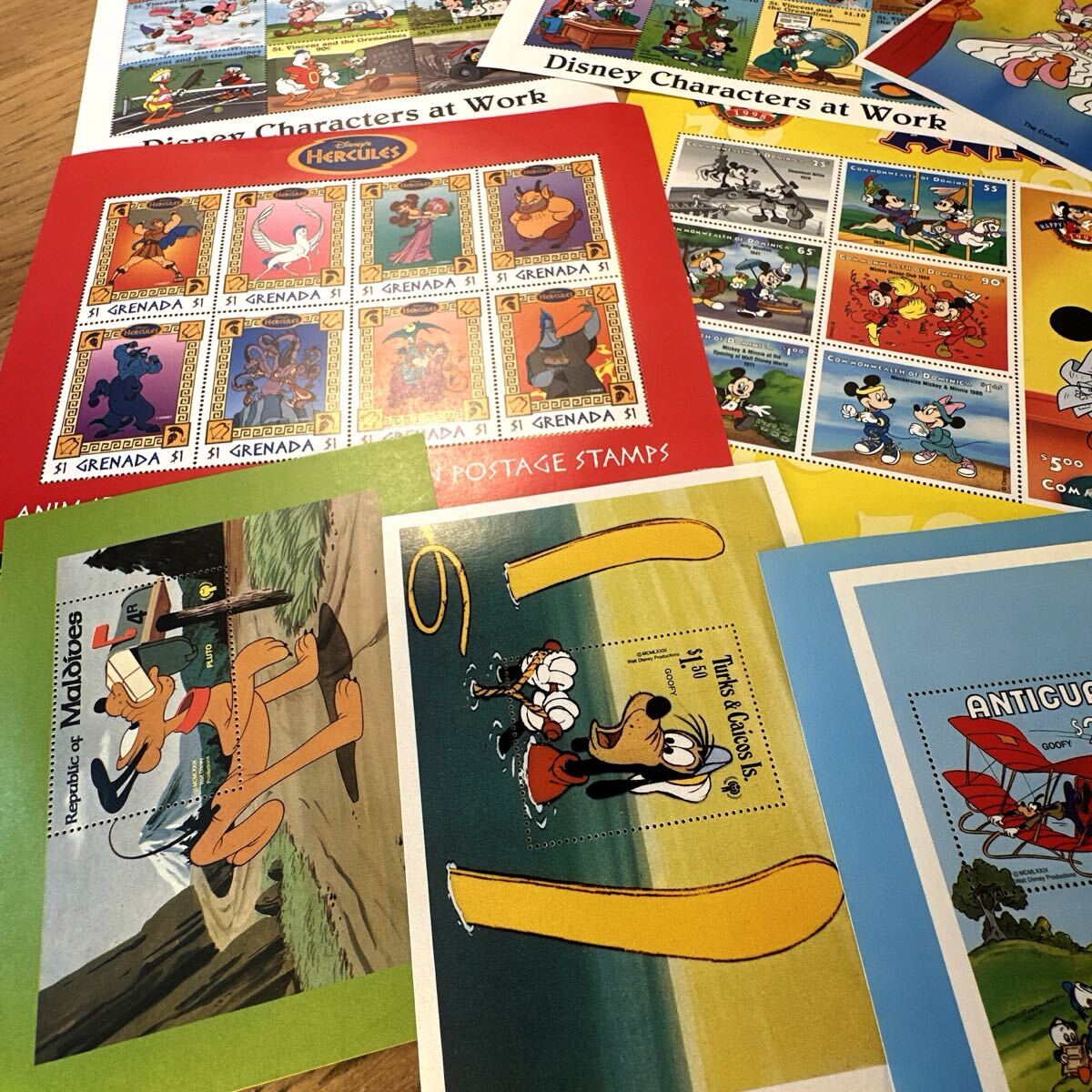  Disney марка маленький размер порез сиденья рука различный . суммировать 