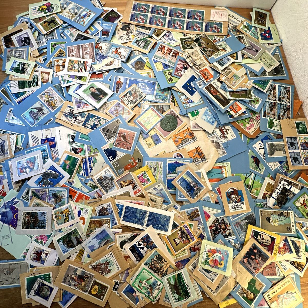 Япония марка использованный . марка бумага имеется марка различный . суммировать Япония марка использованный . марка бумага имеется марка различный . суммировать