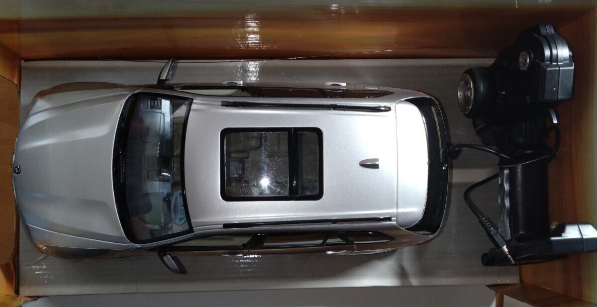 ［動作確認済み］ラスター スピーカー内蔵大きなラジコン ＢＭＷ Ｘ５ 1/14scale 車長約３４cm_画像10