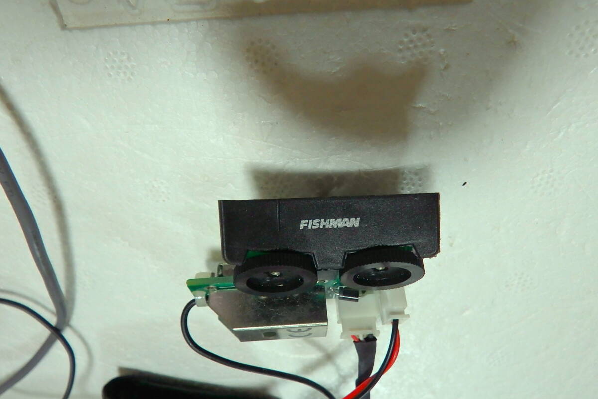 * дешевый!!**FISHMAN производства ** Mike звук отверстие pick up ** электроакустическая гитара система ** анонимность рассылка * единый по всей стране 440 иен * анонимность рассылка 