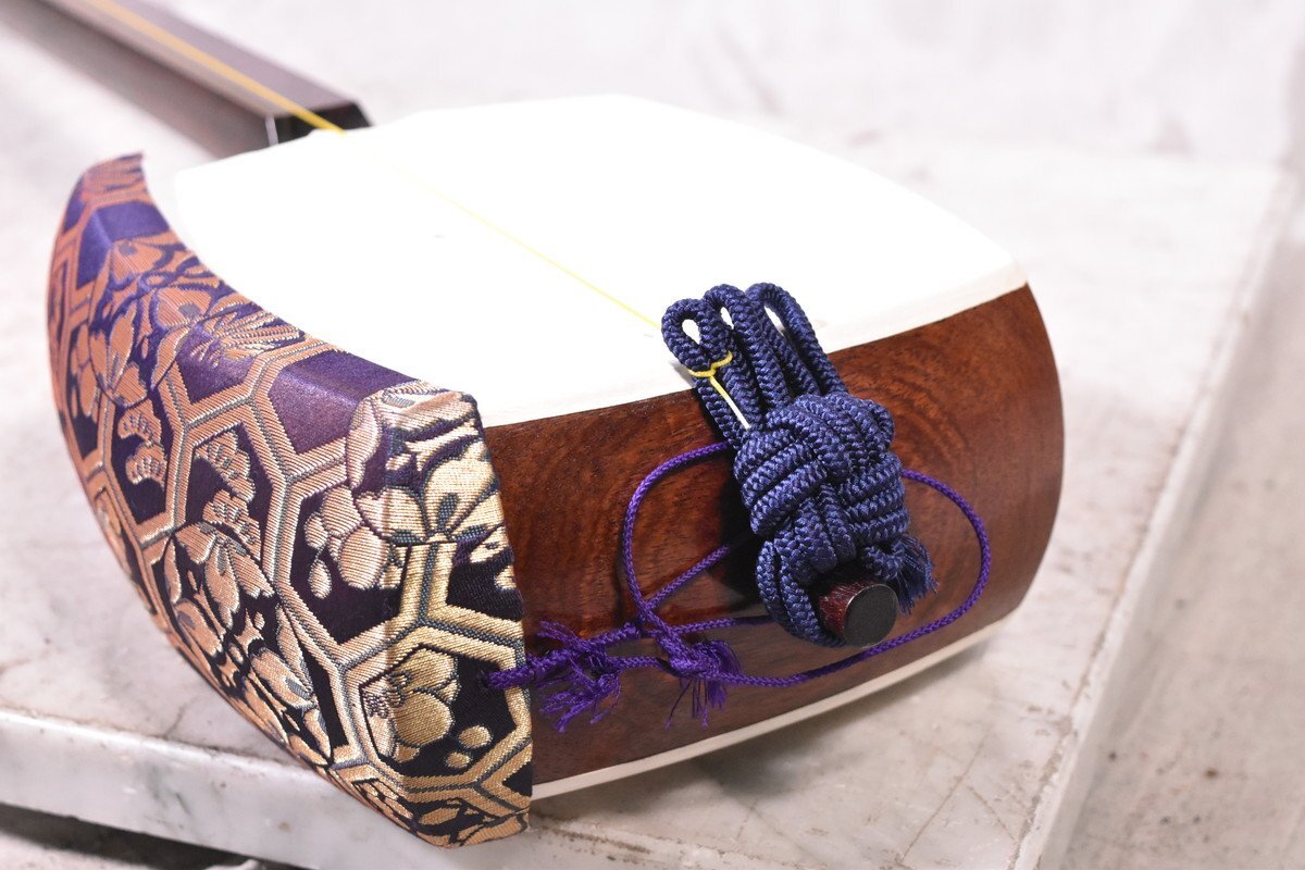 【J】三味線 中棹 東さわり 二枚溝 金細 虎トチ 紅木 子持ち綾杉 3154042_画像10