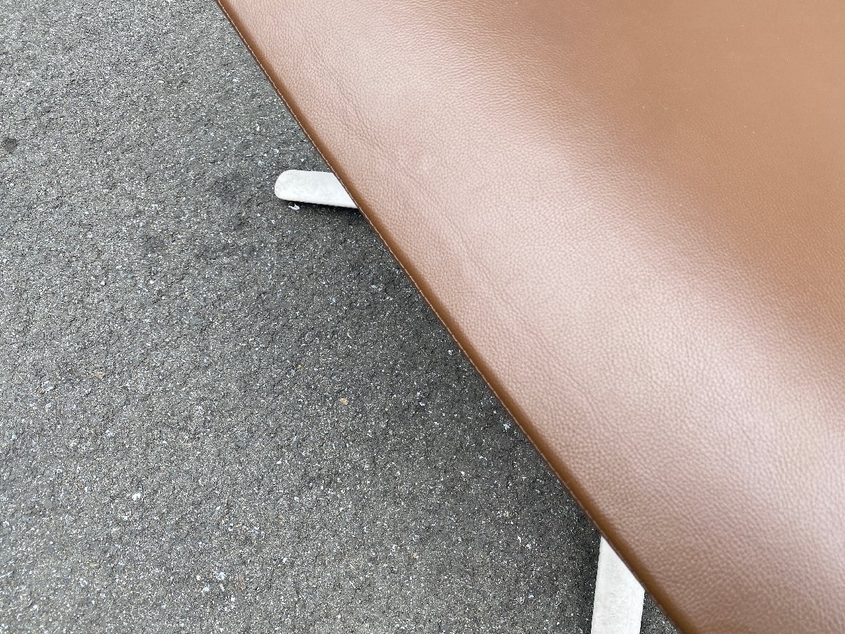 カッシーナ ALIAS スリムラウンジチェア 受注輸入品 817 ハイバックアームレス レザー 新品価格55万円 中古品 直接引き取り大歓迎_画像6