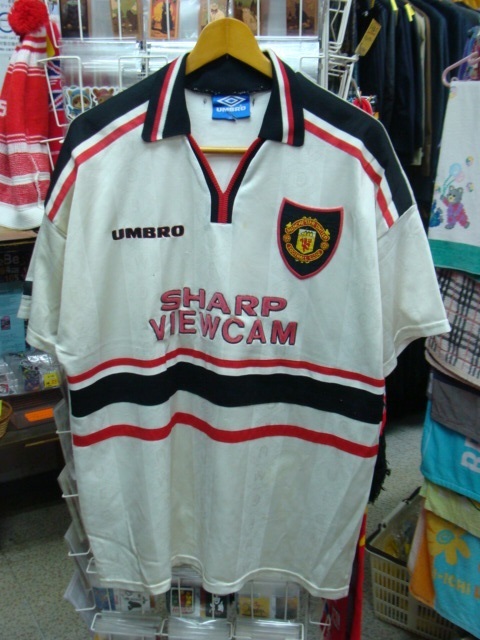 【状態難あり】vintage マンチェスター・ユナイテッド 1997-99 アウェイ ユニフォーム (XL) Umbro製_画像2
