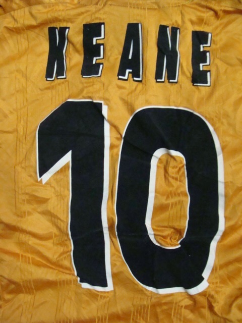 【サイズ注意・90s】vintage ウルヴァーハンプトン・ワンダラーズ ホーム ロビー・キーン ユニフォーム (26/28) Puma製　_画像4