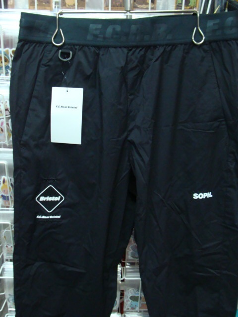 【未使用品】F.C.Real Bristol ブリストル 薄手 ポリエステル混 ナイロンパンツ 黒 (S)_画像1
