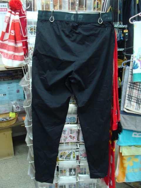 【未使用品】F.C.Real Bristol ブリストル 薄手 ポリエステル混 ナイロンパンツ 黒 (S)_画像3