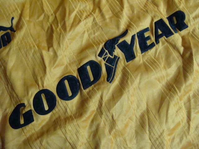 【サイズ注意・90s】vintage ウルヴァーハンプトン・ワンダラーズ ホーム ロビー・キーン ユニフォーム (26/28) Puma製　_画像6