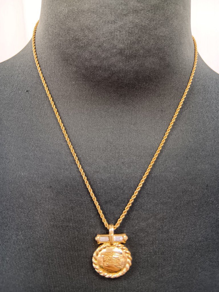 BURBERRY バーバリー ヴィンテージ ラインストーン ホースロゴ ネックレス_画像1