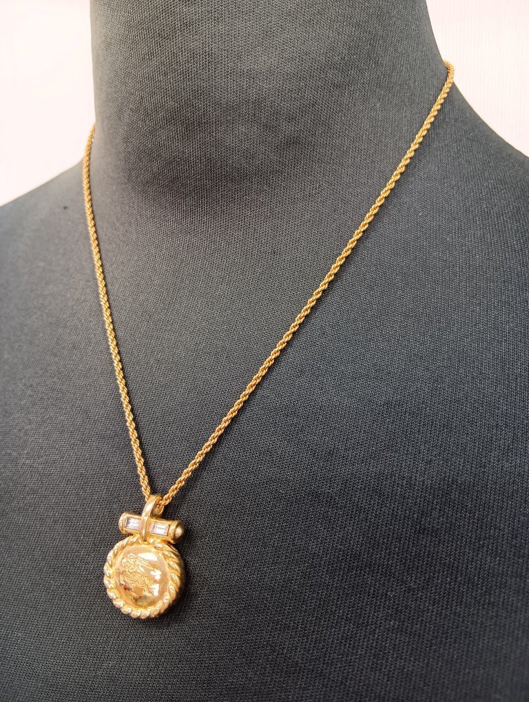 BURBERRY バーバリー ヴィンテージ ラインストーン ホースロゴ ネックレス_画像2