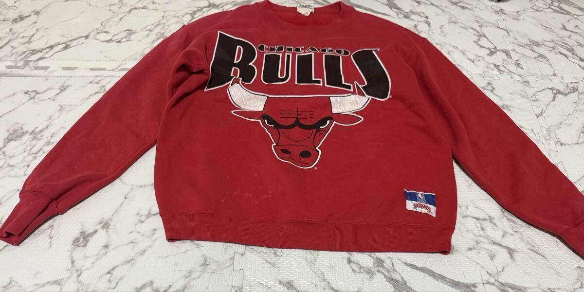 80s★NUTMEG ナツメグ スウェット トレーナー USA製　CHICAGO ビンテージ NBA メンズ　Lサイズ_画像1