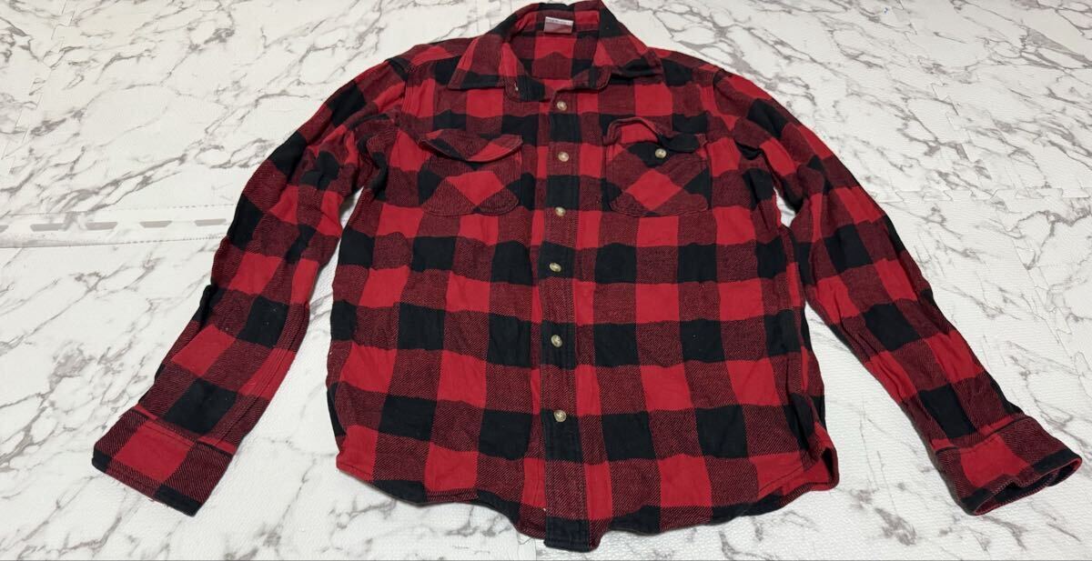 ★Carhartt カーハート　長袖　シャツ 長袖シャツ ネルシャツ チェック柄　メンズ　Mサイズ_画像1