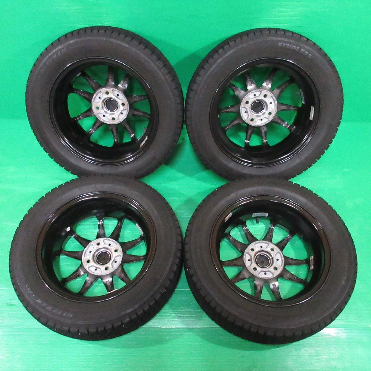 良品 デイズ 155/65R14 2022年バリ山スタッドレス 85-90%山 BRIDGESTONE VRX3 4本 4穴PCD100 +45 ムーヴ タント スペーシア N-BOX 中古新潟_画像3