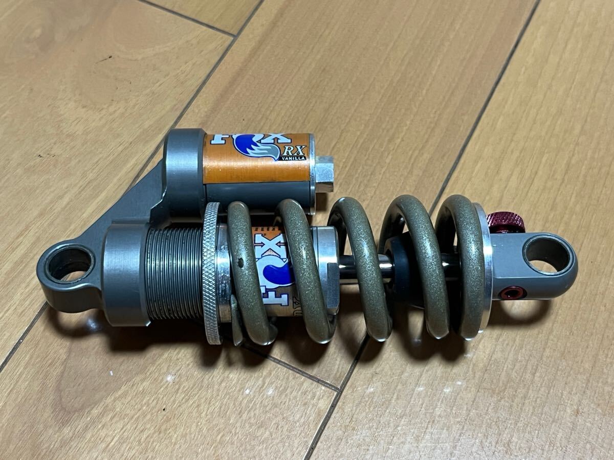 FOX Vanilla RX リアサスペンション_画像1