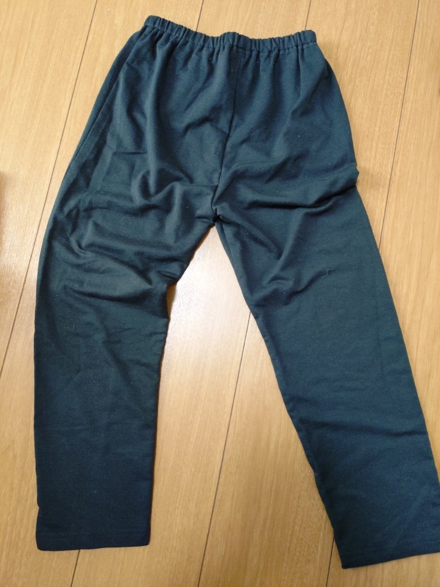 西松屋　新品未使用　長袖　パジャマ　グレー長袖　黒長ズボン　IT WILL BE A GOOD DAY　長袖パジャマセット　130　男女兼用　　_画像4