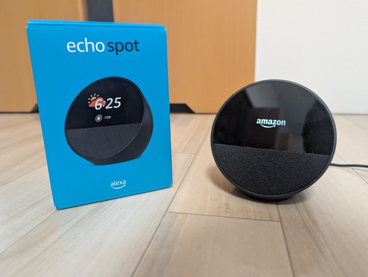 【中古美品】Amazon Echo Spot(2024年発売) - スマートアラームクロック with Alexa、鮮やかなサウンド | ブラック_画像1