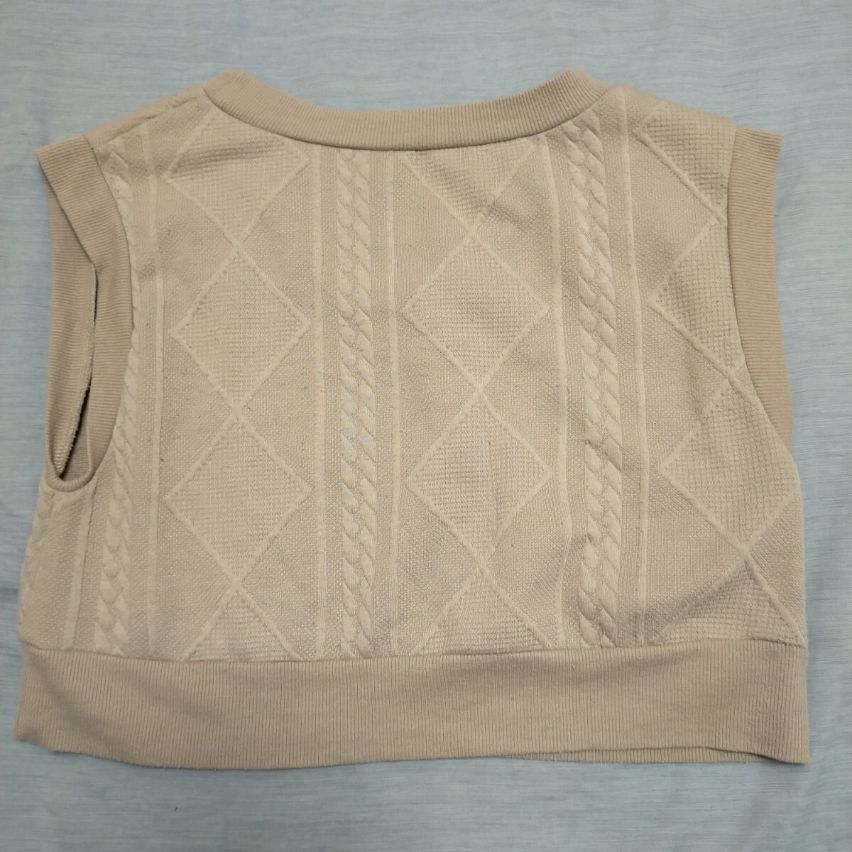 キッズニットベスト 130cm ベージュ_画像4