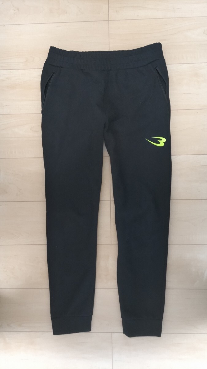 美品 ボディーメーカー BODYMAKER 黒 ブラック M ジョガーパンツ スキニー ストレッチ スポーツ サッカー トレーニング ジム ランニング _画像3