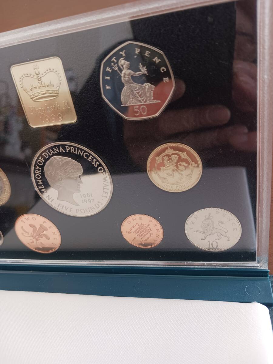 ★英国★ダイアナ妃追悼★PROOF SET★9PCS★1999年★RoyalMint★_画像3