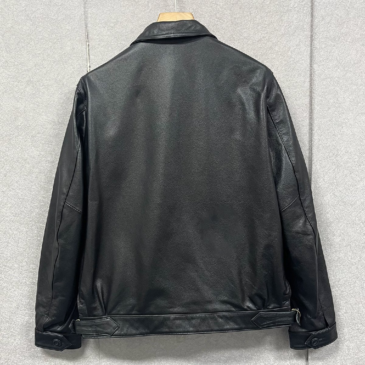 高級・レザージャケット 定価12万◆Emmauela・イタリア・ミラノ発◆牛革 レザー 柔らか 光沢 アウター ライダース 革ジャン バイク M/46_画像2