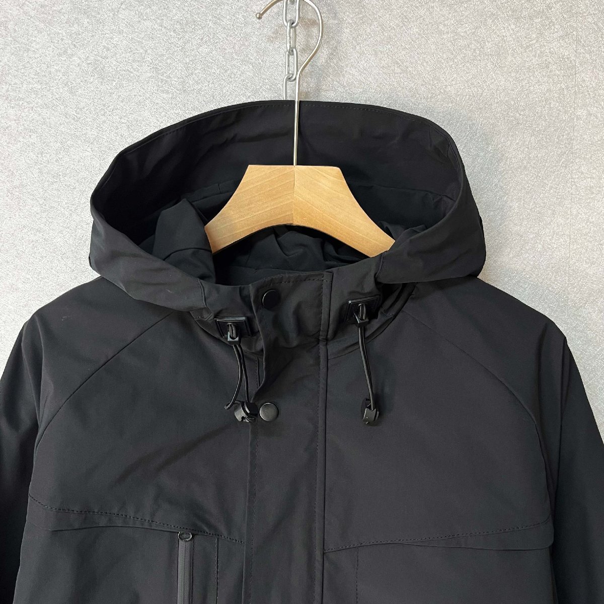 定番・ジャケット 定価6万◆Emmauela・イタリア・ミラノ発◆上質 通気 防風 フード付き シンプル 多機能 アウター ブルゾン 山登り 春秋M_画像3