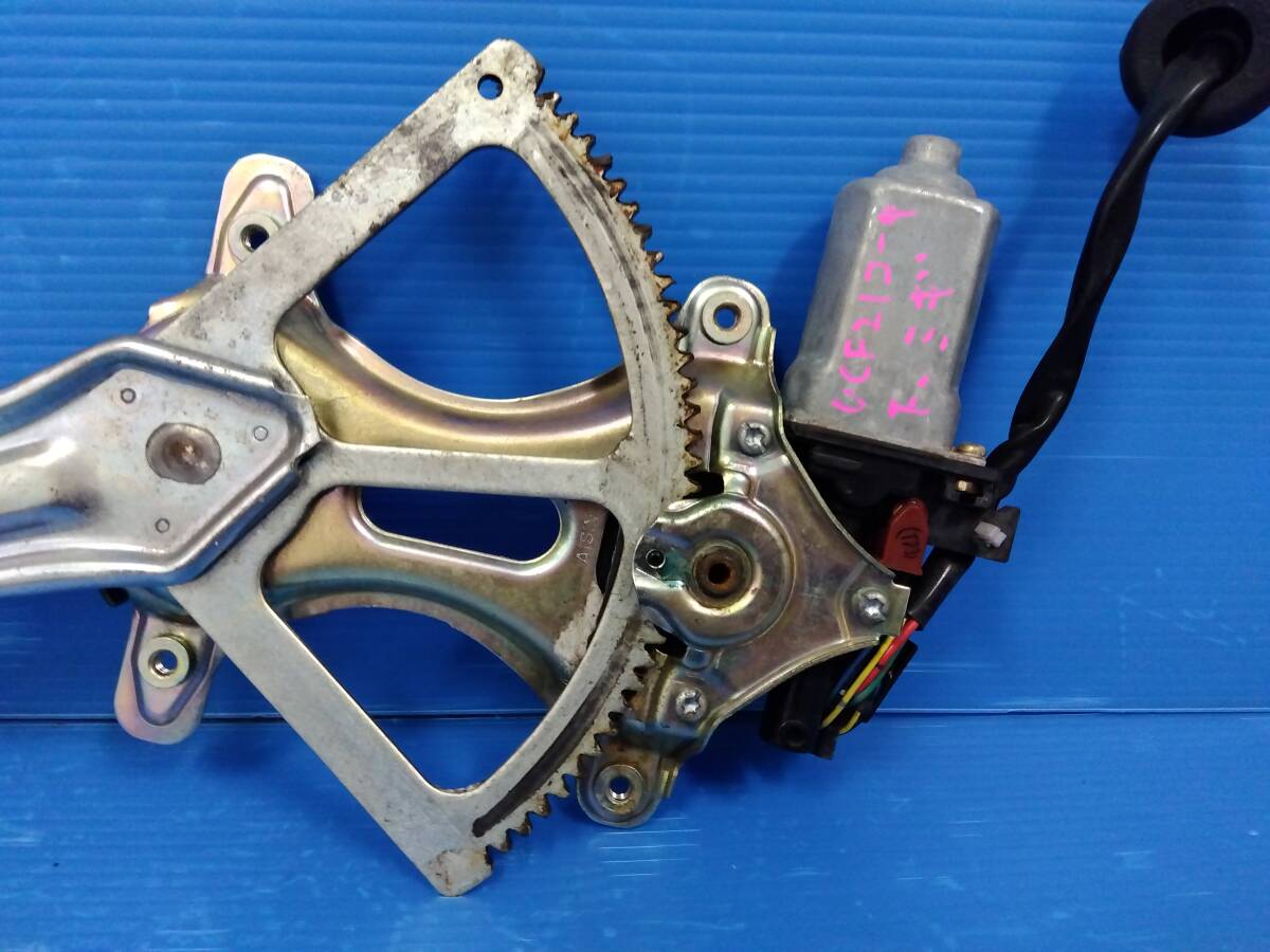 トヨタ　セルシオ　UCF21外し　フロント右運転席側　ドアパワーウィンドウモーター レギュレーター　動作確認済_画像4