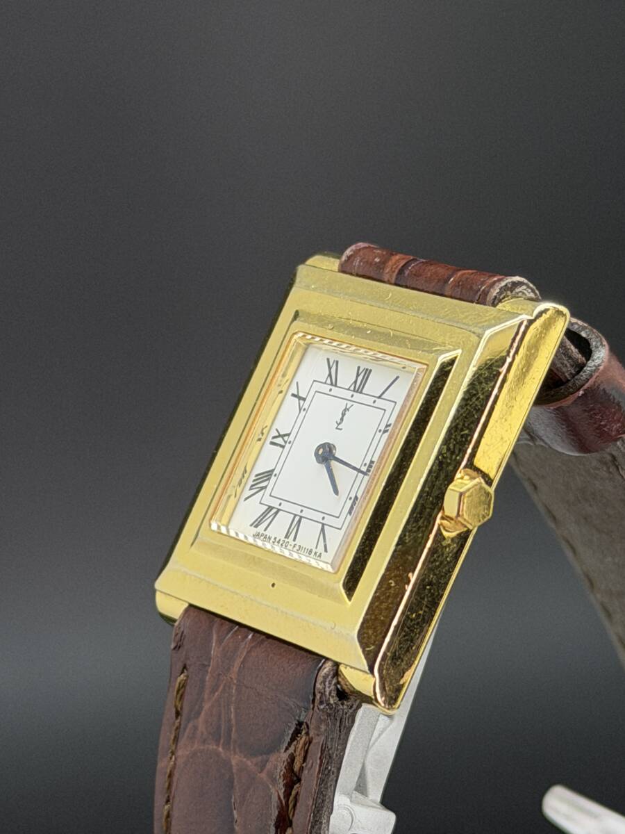 1円～動作確認済み　イブサンローラン　クォーツ　BLSー１４_画像2