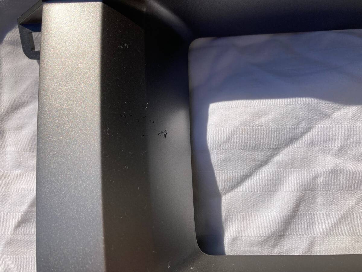 ランクル100【純正】マルチ ナビ パネル 枠 (中古 ジャンク)_画像5