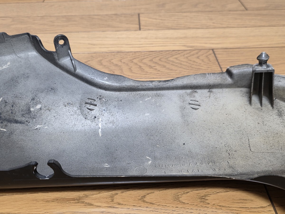 YAMAHA R1-Z リヤカウル 左側 サイドカウル_画像7