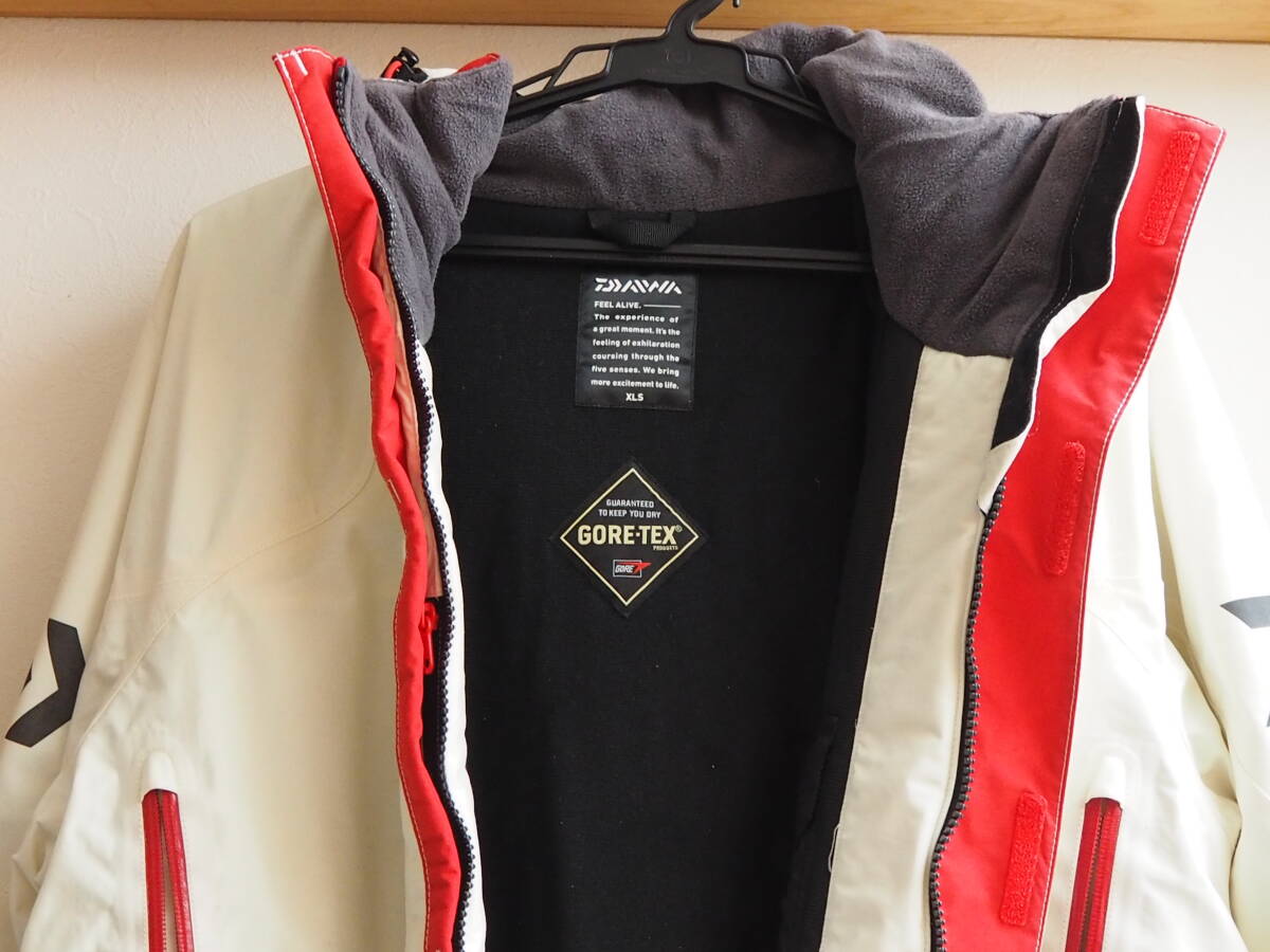 [ прекрасный товар ] Daiwa зимний костюм DW-1303 размер XLS Mist | черный . The North Face. тонкий down. комплект 